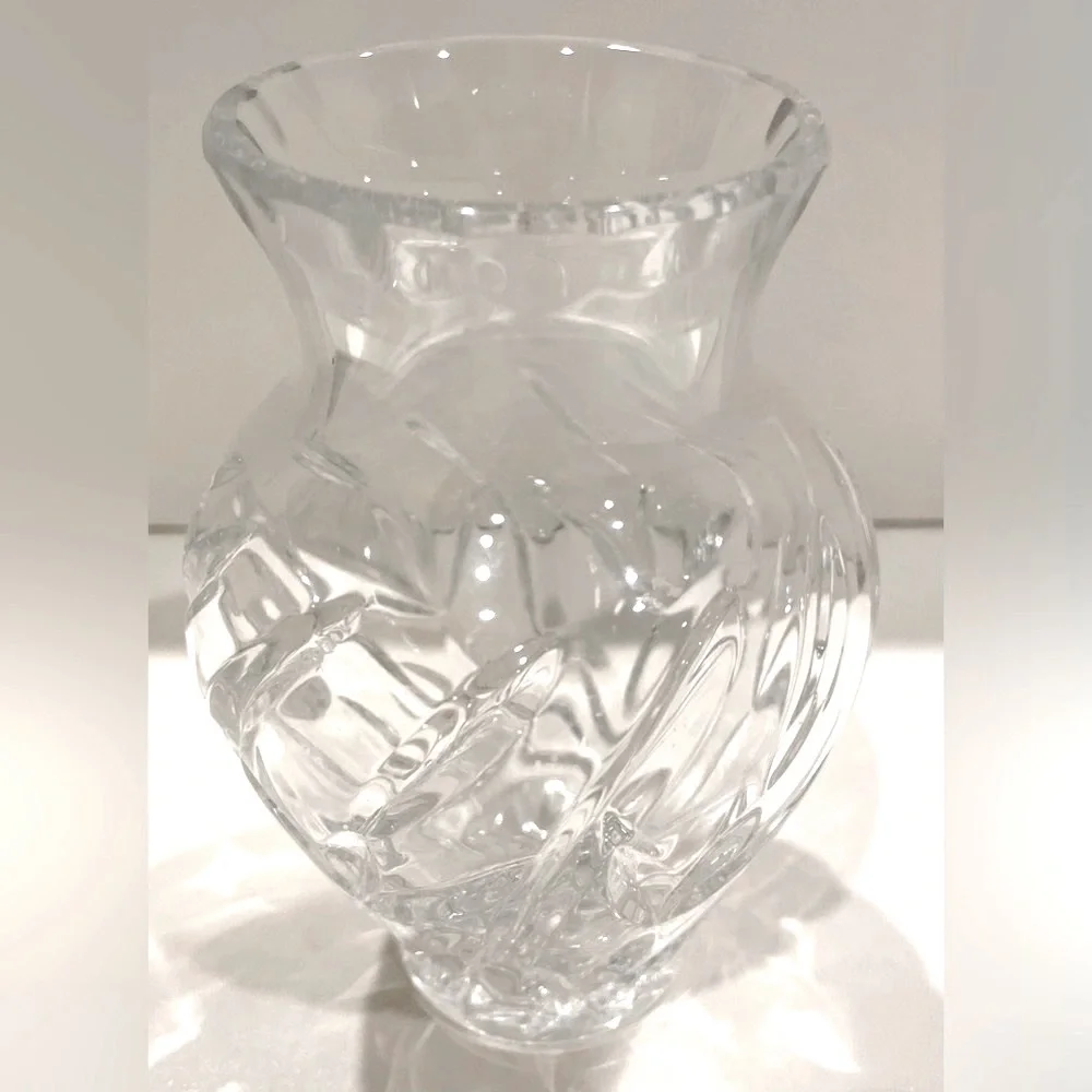Vintage Leaded Crystal Etched Vase | Source Unknown | Heavy! | EUC